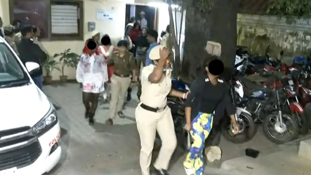 ವೇಶ್ಯಾವಾಟಿಕೆ, ಡ್ರಗ್ಸ್ ಸೇರಿ ಅನೈತಿಕ ಚಟುವಟಿಕೆ ಶಂಕೆ; 25ಕ್ಕೂ ಹೆಚ್ಚು ಆಫ್ರಿಕಾದ​ ಪ್ರಜೆಗಳು ಪೊಲೀಸರ ವಶಕ್ಕೆ