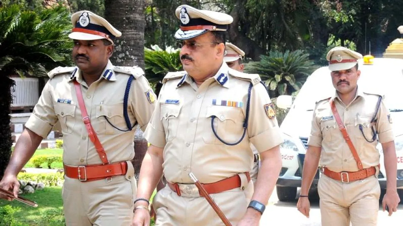 ಡಿಜಿಪಿ ಅಲೋಕ್ ಮೋಹನ್ ಸೇವಾವಧಿ ವಿಸ್ತರಣೆ ಮಾಡಿದ ಸಿಎಂ ಸಿದ್ದರಾಮಯ್ಯ; ಎಷ್ಟು ದಿನ?