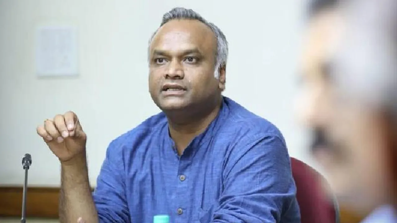 ಮೊದಲು ಮೋದಿ ವಿದ್ಯಾರ್ಹತೆ ಬಗ್ಗೆ ಸ್ಪಷ್ಟಪಡಿಸಲಿ -ಬಿಜೆಪಿ ನಾಯಕರಿಗೆ ಪ್ರಿಯಾಂಕ್ ಖರ್ಗೆ ಸವಾಲ್