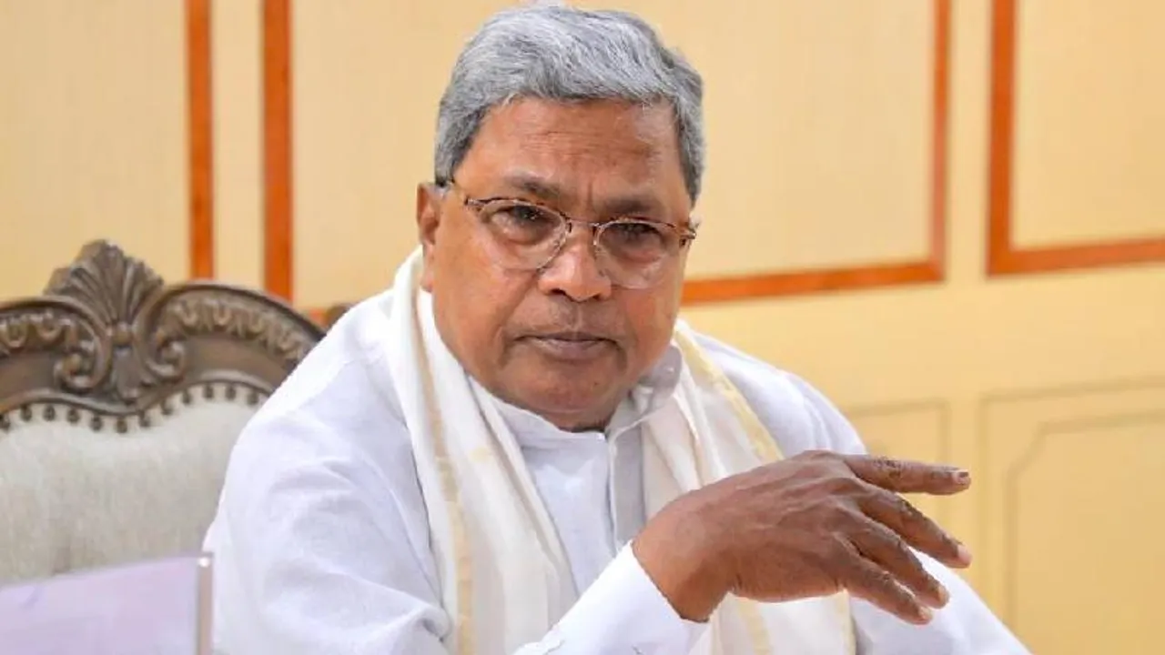 VIDEO: ‘ಎಣ್ಣೆ’ ಬಂದ್ ಮಾಡಿಸಿದ್ರೆ ನೀವು ಹುಟ್ಟಿದ್ದೂ ಸಾರ್ಥಕ ಎಂದ ಮಹಿಳೆಯರು; ಸಿಎಂ ಸಿದ್ದರಾಮಯ್ಯ ಕೊಟ್ಟ ಉತ್ತರವೇನು?