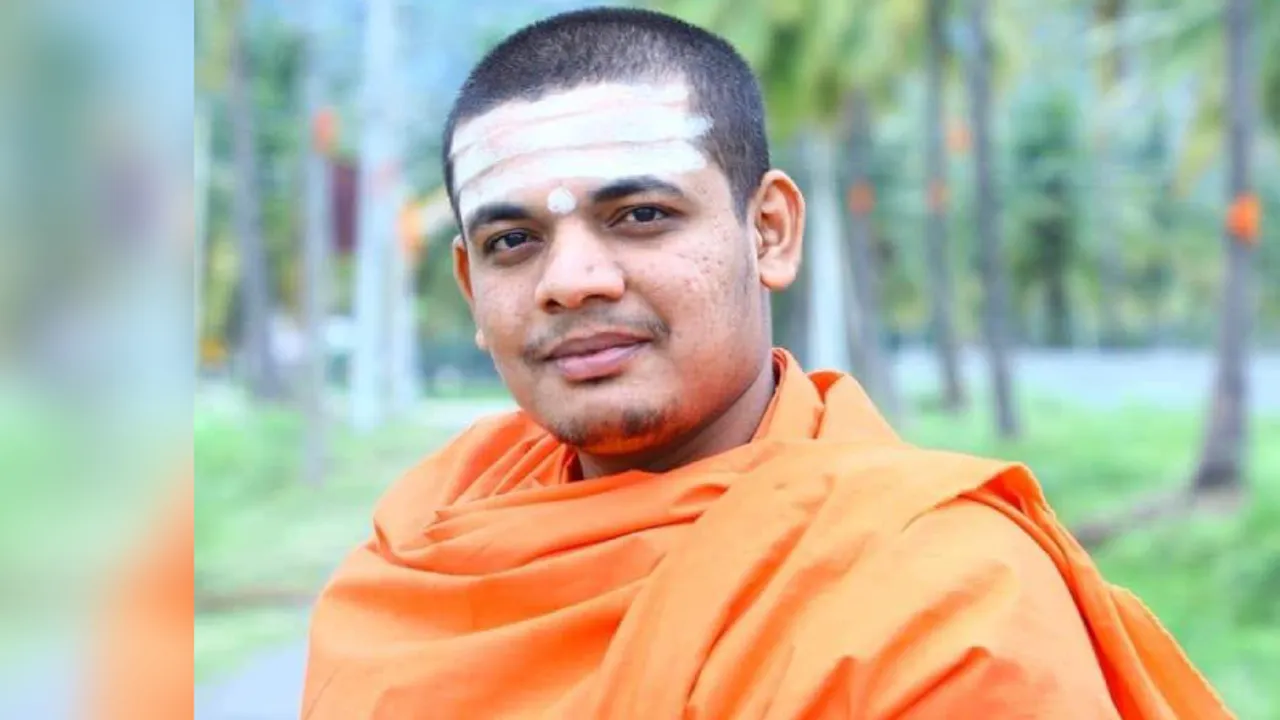 ಹೆಣ್ಣಿನ ಪಾಶಕ್ಕೆ ಸಿಲುಕಿ ₹35 ಲಕ್ಷ ಕಳ್ಕೊಂಡ ಸ್ವಾಮೀಜಿ; 4 ವರ್ಷ ಮುಚ್ಚಿಟ್ಟಿದ್ದ ರಹಸ್ಯ ಬಟಾಬಯಲು