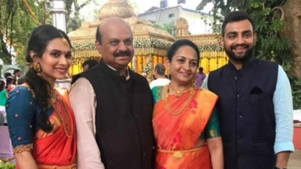 ತಾತನಾದ ಖುಷಿಯಲ್ಲಿ ಬಸವರಾಜ ಬೊಮ್ಮಾಯಿ; ಮೊಮ್ಮಗನ ಆಗಮನಕ್ಕೆ ಮಾಜಿ ಸಿಎಂ ಮನೆಯಲ್ಲಿ ಸಂಭ್ರಮ