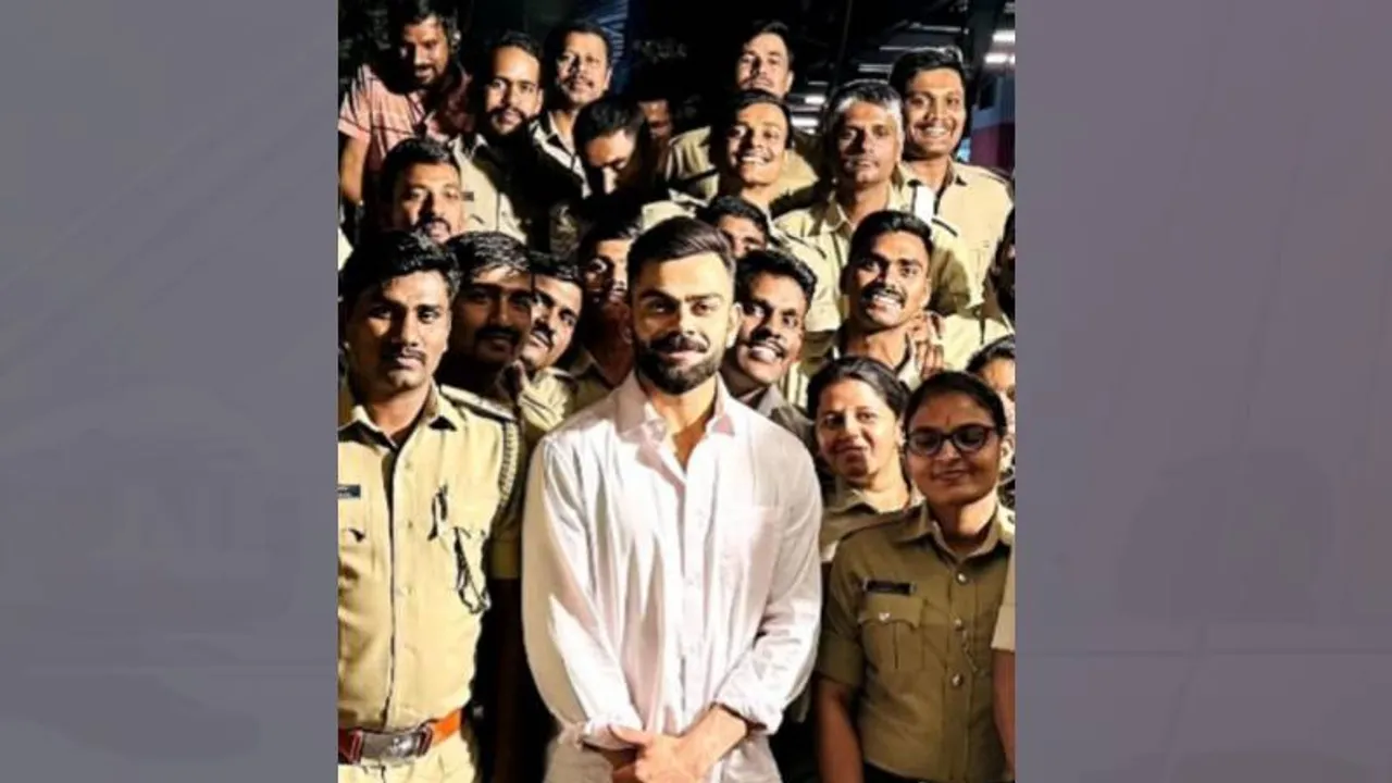 ಬೆಂಗಳೂರು ಪೊಲೀಸರ ಖುಷಿ ಪಡಿಸಿದ ಕಿಂಗ್ ಕೊಹ್ಲಿ.. ರನ್ ಮಷಿನ್ ಸರಳತೆಗೆ ಸೆಲ್ಯೂಟ್ ಹೊಡೆದ ಅಧಿಕಾರಿಗಳು