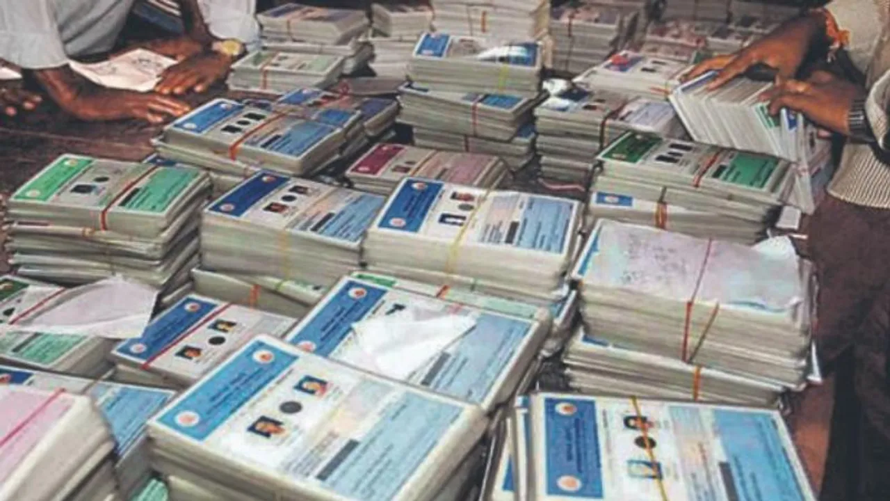 ಅನ್ನಭಾಗ್ಯ & ಗೃಹಲಕ್ಷ್ಮಿ ಸ್ಕೀಮ್​​; ಮಹಿಳೆಯರಿಗೆ ಬಿಗ್​ ಶಾಕ್​ ಕೊಟ್ಟ ಕಾಂಗ್ರೆಸ್​​ ಸರ್ಕಾರ