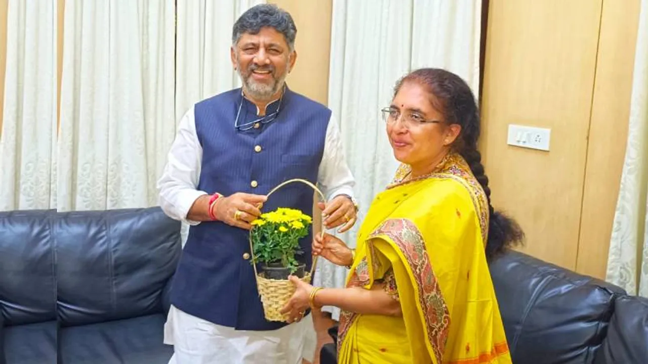 ಡಿ.ಕೆ ಶಿವಕುಮಾರ್ ಭೇಟಿಯಾದ ತೇಜಸ್ವಿನಿ ಅನಂತಕುಮಾರ್; ಬಿಜೆಪಿ ನಾಯಕರಿಗೆ ಹೊಸ ಟೆನ್ಷನ್?