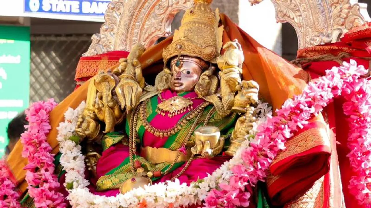 ಮೈಸೂರು ಚಾಮುಂಡೇಶ್ವರಿ ದೇಗುಲದ ಬಗ್ಗೆ ನೀವು ತಿಳಿಯಲೇಬೇಕಾದ ವಿಷಯಗಳಿವು.. ದೇವಿ ಕ್ಷೇತ್ರದ ಮಹಿಮೆ..!