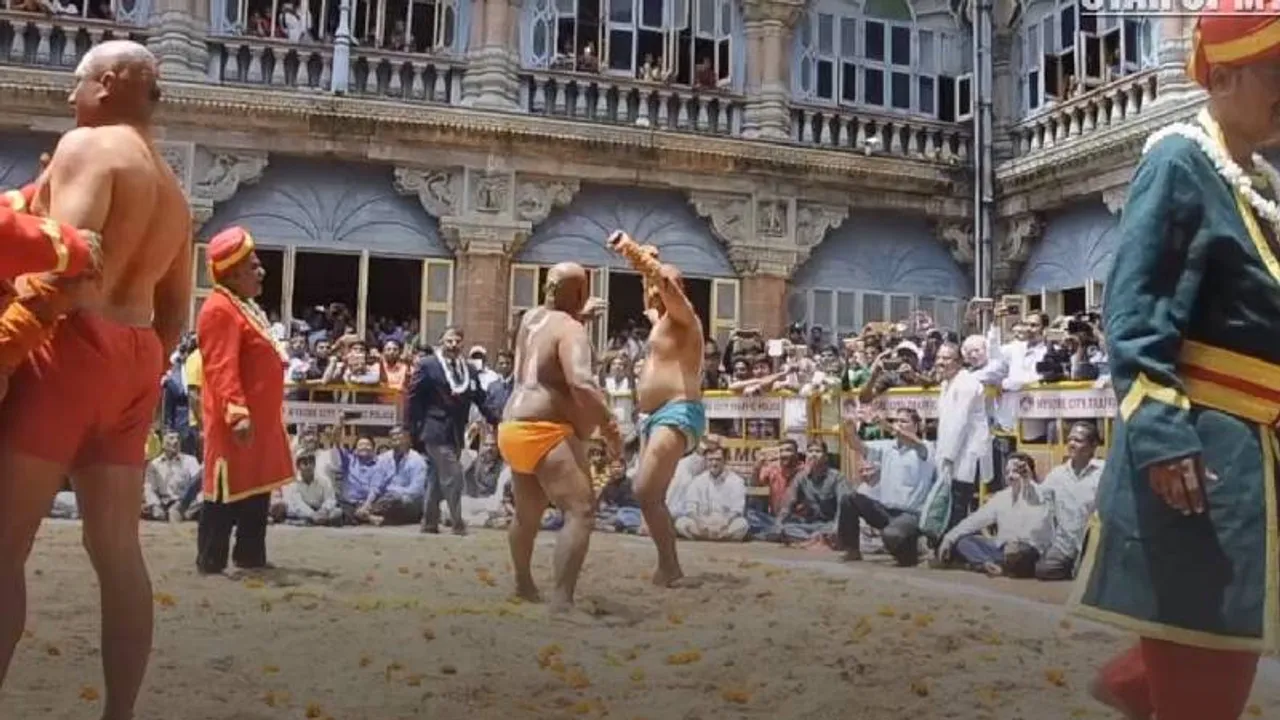 Mysore Dasara: ಬೆಳಗ್ಗೆಯಿಂದಲೇ ಪೂಜೆ ಕೈಂಕರ್ಯಗಳು ಆರಂಭ.. ನಂದಿಧ್ವಜ ಪೂಜೆ ಎಷ್ಟು ಗಂಟೆಗೆ? ಇಲ್ಲಿದೆ ಮಾಹಿತಿ
