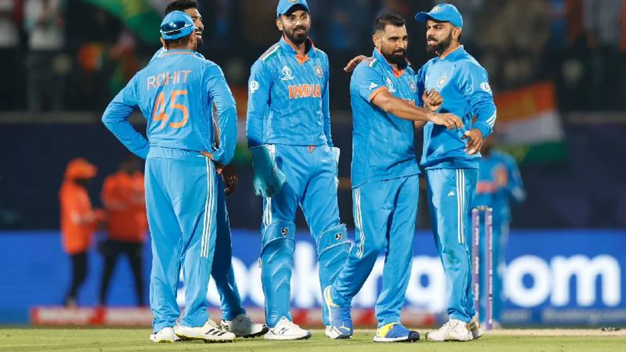 ಎದುರಾಳಿಯ ‘ಪವರ್’​​ ಕಟ್​​​​​​​​ ಮಾಡಿದ ಬ್ಲೂ ಬಾಯ್ಸ್; ​ ಅಂದು ತೆಗಳಿಕೆ.. ಇಂದು ಹೊಗಳಿಕೆ..!