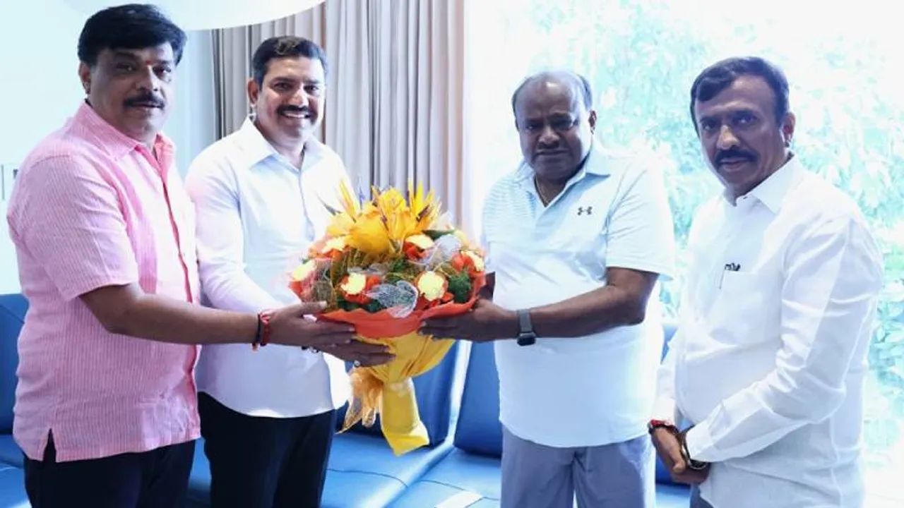 EXCLUSIVE: ಪ್ರಬಲ ಹಿಂದುತ್ವದ ಅಸ್ತ್ರ ಪ್ರಯೋಗಿಸಲು ಮುಂದಾದ ಕುಮಾರಸ್ವಾಮಿ; BJP-JDS ಮಾಸ್ಟರ್ ಪ್ಲಾನ್ ಏನು?