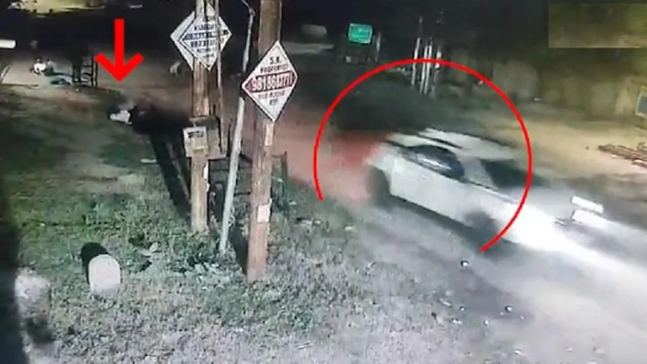 VIDEO: ಗ್ಯಾಂಗ್​ ಮೇಲೆ ಕಾರನ್ನೇ ಹತ್ತಿಸಿದ ಕಿಡಿಗೇಡಿ.. ಓರ್ವ ಸಾವು.. ಐವರ ಸ್ಥಿತಿ ಗಂಭೀರ!