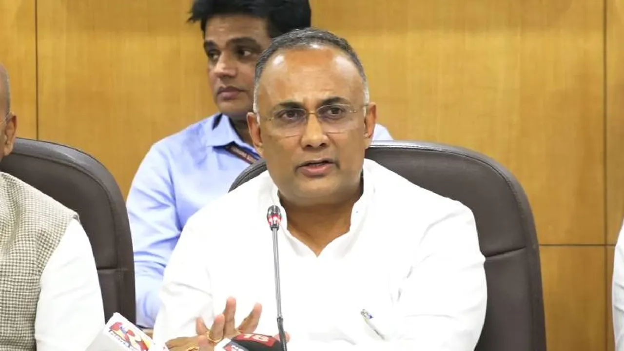 Covid19: ಭಯಪಡುವ ಅವಶ್ಯಕತೆ ಇಲ್ಲ.. 400 ಜನ ಮನೆ, 36 ಜನರು ಆಸ್ಪತ್ರೆಯಲ್ಲಿದ್ದಾರೆ; ದಿನೇಶ್ ಗುಂಡೂರಾವ್