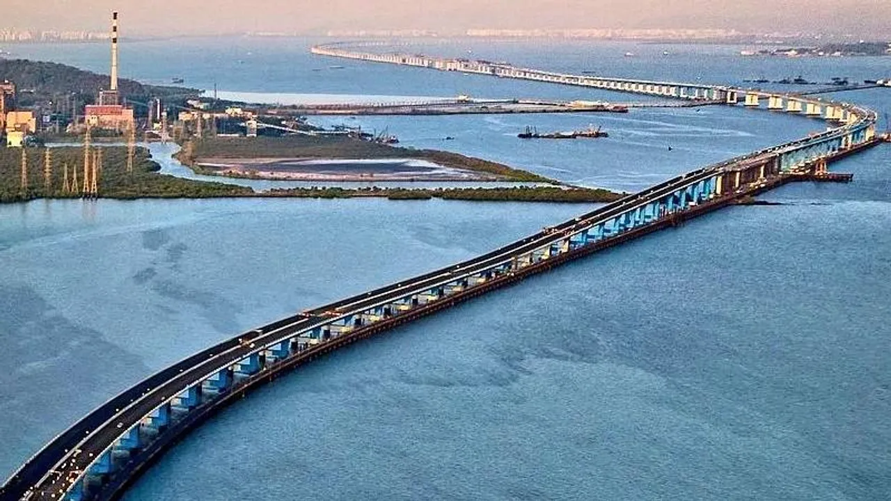 ಸಮುದ್ರಕ್ಕೇ ನಿರ್ಮಿಸಿರೋ ಸೇತುವೆ ಇದು.. ದೇಶದ ಅತಿ ಉದ್ದದ ‘ಅಟಲ್ ಸೇತು’ ಎಷ್ಟು ಕಿಮೀ ದೂರ ಇದೆ..!