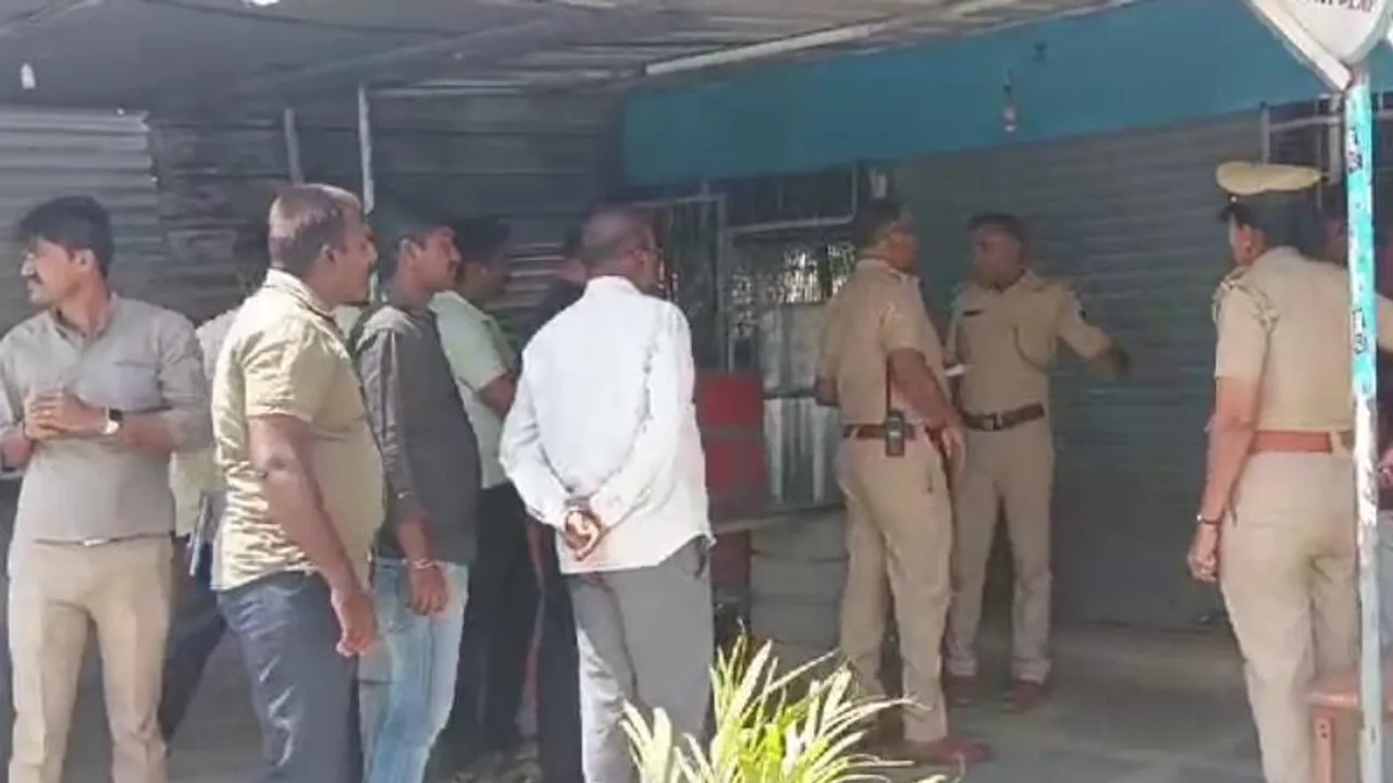 ರಾತ್ರಿ ಮಲಗಿದ್ದವನ ಕುತ್ತಿಗೆ ಸೀಳಿ ಭೀಕರವಾಗಿ ಕೊಲೆ.. ದುಷ್ಕರ್ಮಿಗಳು, ಎಸ್ಕೇಪ್