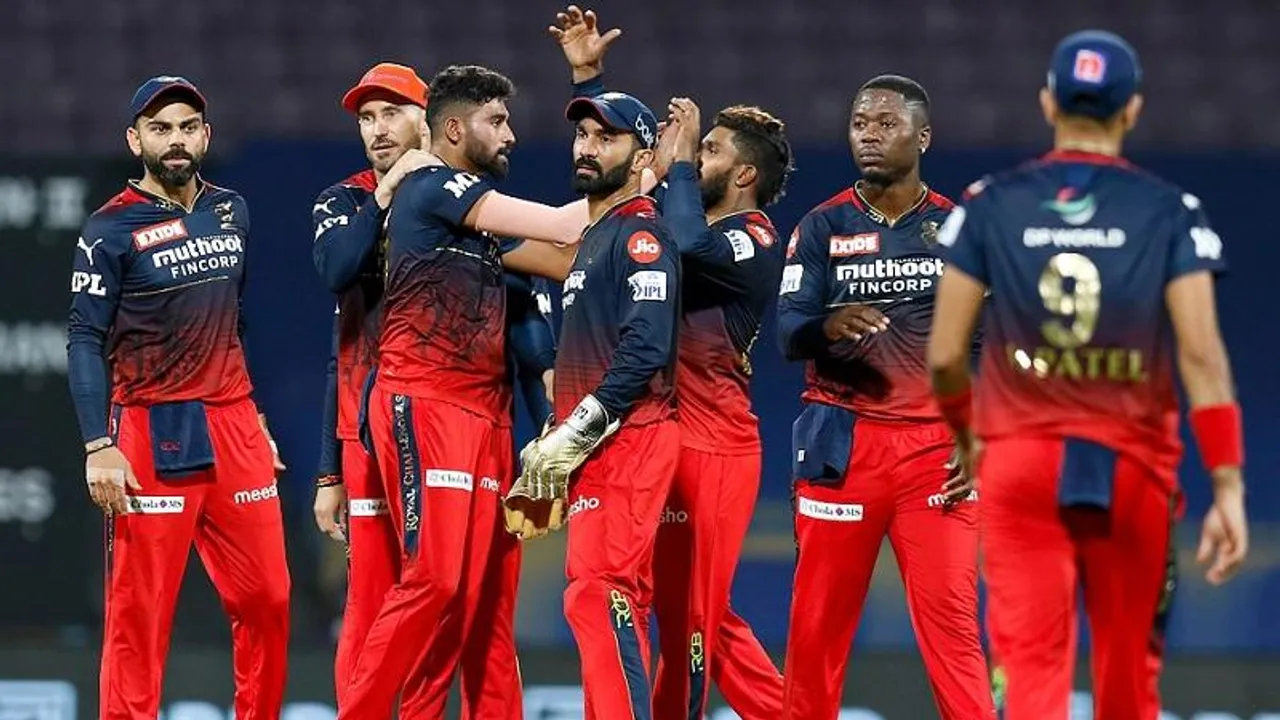 ಆರ್​​ಸಿಬಿಗೆ ಬಿಗ್​ ಶಾಕ್​​.. ಎಲ್ಲಾ ಮಾದರಿ ಕ್ರಿಕೆಟ್​ಗೂ ಗುಡ್​ ಬೈ ಹೇಳ್ತಾರೆ ಸ್ಟಾರ್​ ಪ್ಲೇಯರ್​!