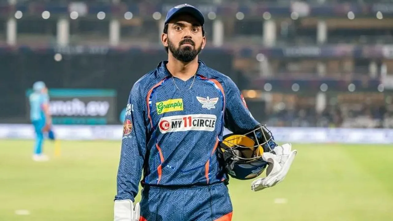 ಅಂದು ಧೋನಿ ಕೆಳಗೆ ಇಳಿಸಿದ್ದ ಗೋಯೆಂಕಾ.. ಇಂದು KL ರಾಹುಲ್ ಅಷ್ಟೇ..!