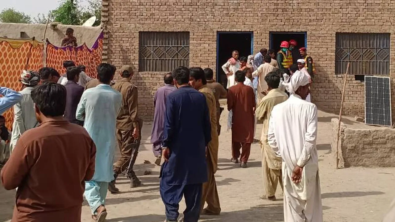 ದುಡ್ಡಿಗಾಗಿ ಕತ್ತೆಗಳ ಮಾರಾಟಕ್ಕೆ ಮುಂದಾದ ಪಾಕಿಸ್ತಾನ.. ಅಯ್ಯೋ! ಇದೆಂಥಾ ದುಸ್ಥಿತಿ!