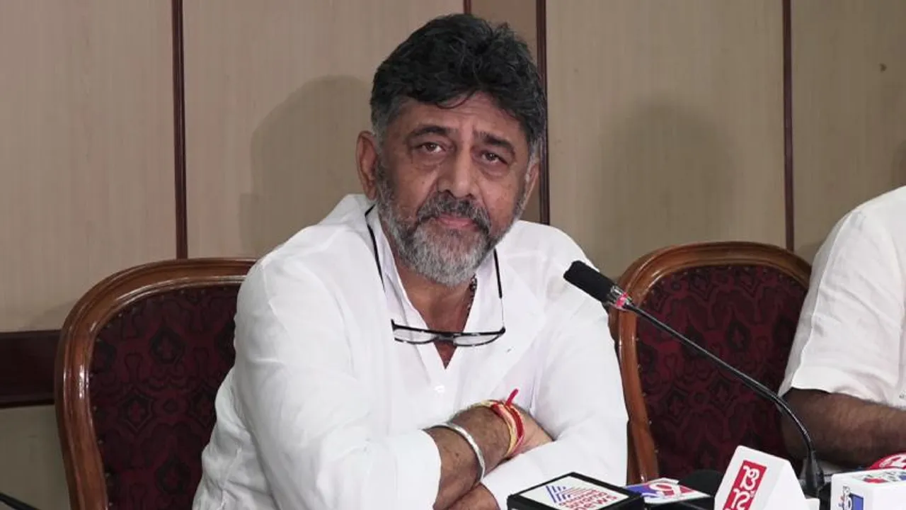 Breaking: ‘ನಿಮ್ಮ ಬಾಯಿಗೆ ಬೀಗ ಹಾಕಿ, ಇಲ್ಲದಿದ್ರೆ..’ ಡಿಕೆ ಶಿವಕುಮಾರ್ ಖಡಕ್ ಎಚ್ಚರಿಕೆ