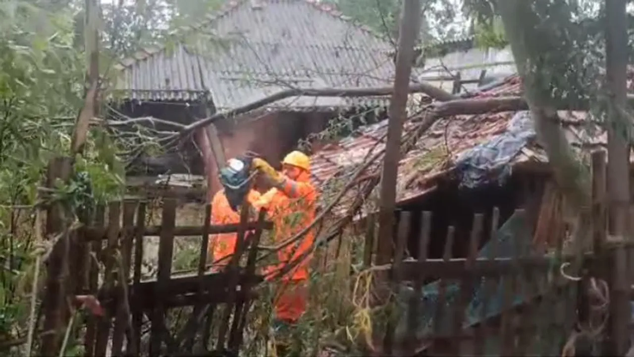 Remal Cyclone: ರೆಮಲ್ ಸೈಕ್ಲೋನ್‌ ರಣಚಂಡಿ ಅವತಾರ.. ಮೂವರ ಸಾವು; ಎಲ್ಲೆಲ್ಲಿ? ಏನಾಯ್ತು?