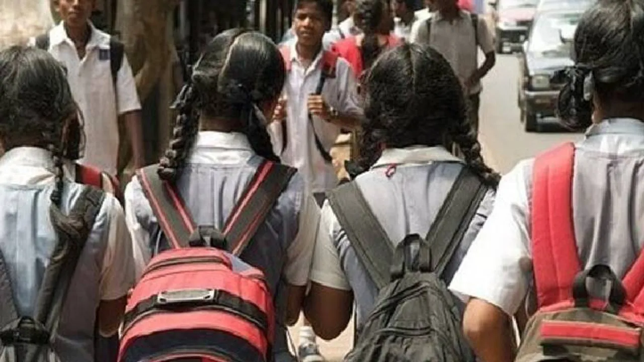 ಫೇಲ್​ ಆದ SSLC ವಿದ್ಯಾರ್ಥಿಗಳ ಗಮನಕ್ಕೆ.. ಮರು ಪರೀಕ್ಷೆ ದಿನಾಂಕ ಪ್ರಕಟ.. ವಿಷಯ, ಸಮಯದ ಬಗ್ಗೆ ಮಾಹಿತಿ ಇಲ್ಲಿದೆ