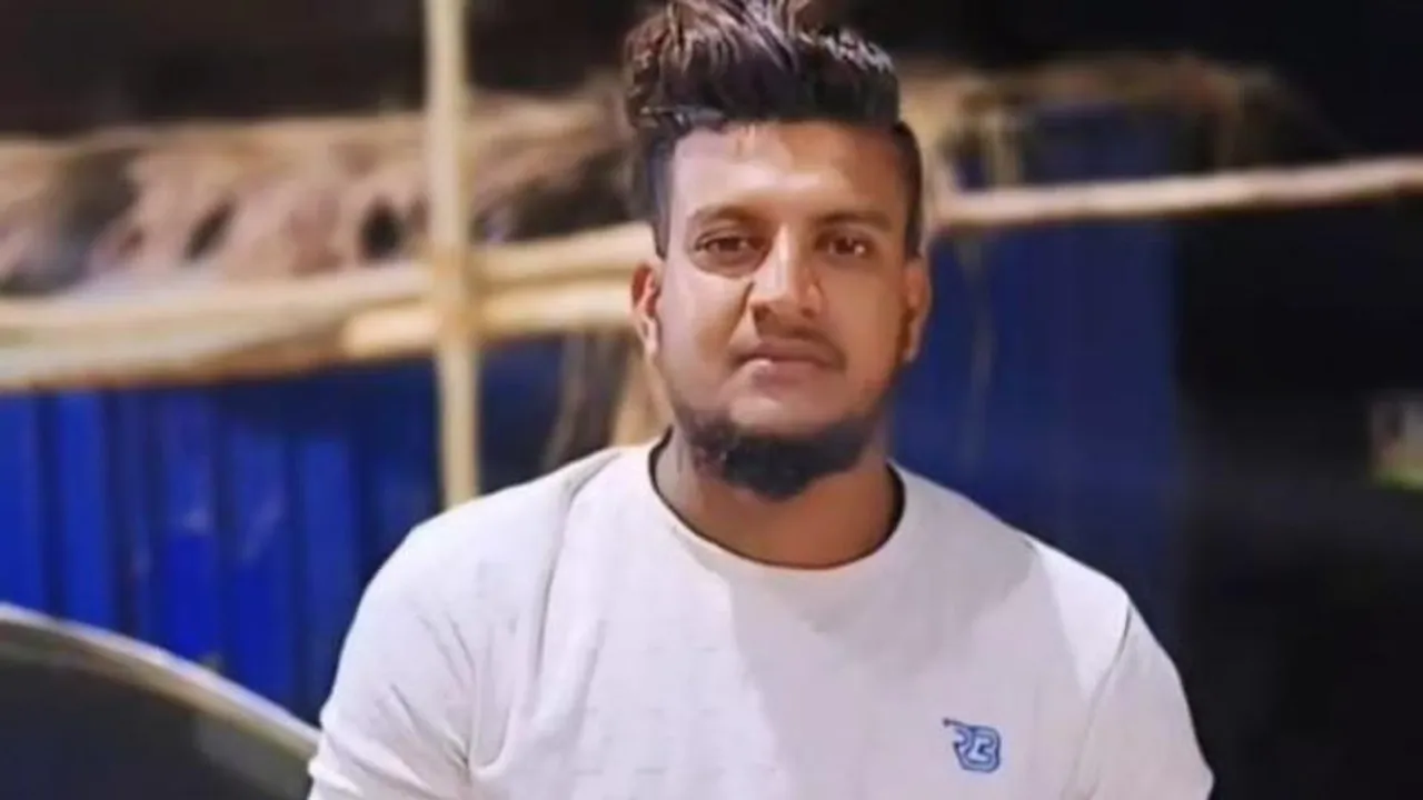ಗ್ಯಾರೇಜ್​ನಲ್ಲಿ ಕೆಲಸ ಮಾಡ್ತಿದ್ದ ವ್ಯಕ್ತಿ ಮೇಲೆ ಮಚ್ಚಿನಿಂದ ಮಾರಣಾಂತಿಕ ಹಲ್ಲೆ.. 2 ಬೈಕ್​ನಲ್ಲಿ ಬಂದವರು ಯಾರು?