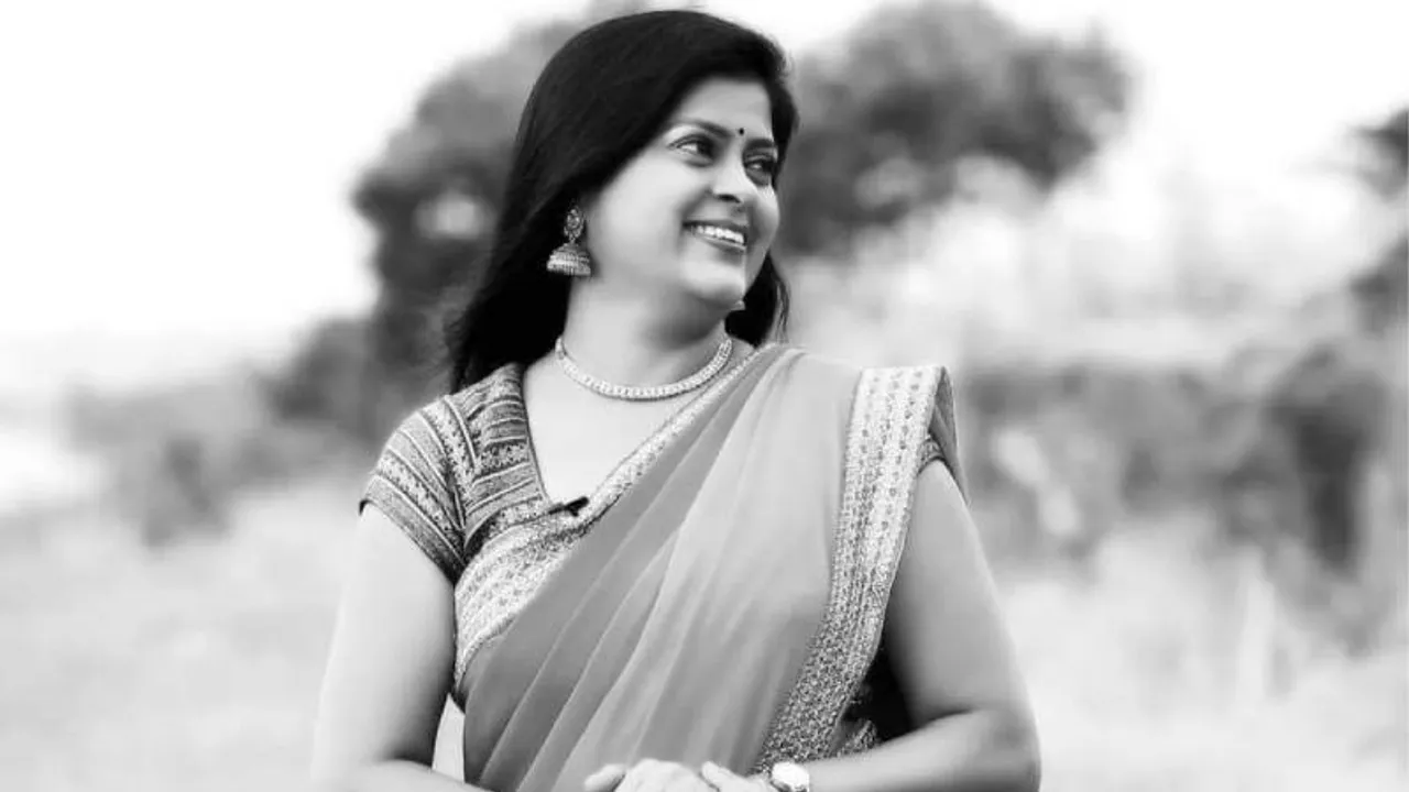 VIDEO: ಅಪರ್ಣಾ ಅವರ ಸೊಗಸಾದ ನಿರೂಪಣೆ ಮೆಲುಕು ಹಾಕಿದ ಕನ್ನಡಿಗರು; ಭಾವಪೂರ್ಣ ಕಂಬನಿ
