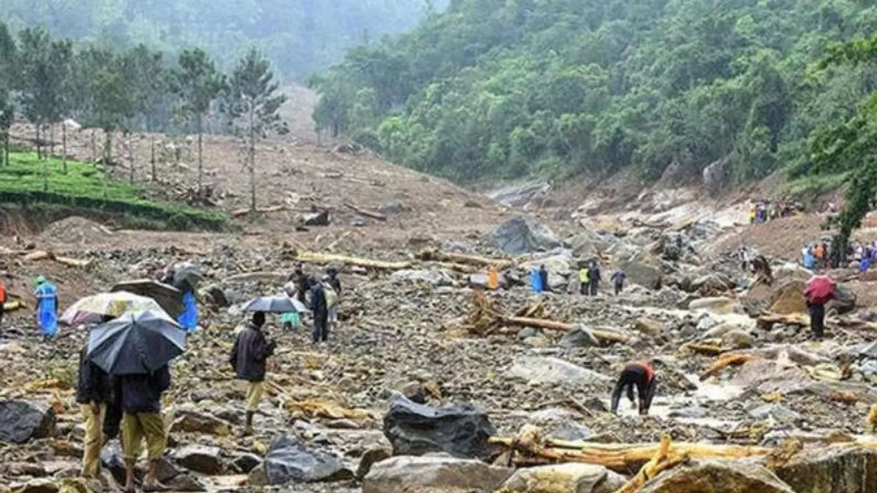 Landslide: 5 ವರ್ಷದ ಹಿಂದೆ ಕೇರಳ ಪುತ್ತುಮಲೆ ದುರಂತ.. ಅದೇ ಜಾಗದಿಂದ 2 ಕಿಮೀ ದೂರದಲ್ಲಿ ಪರ್ವತ ಪ್ರವಾಹ..!