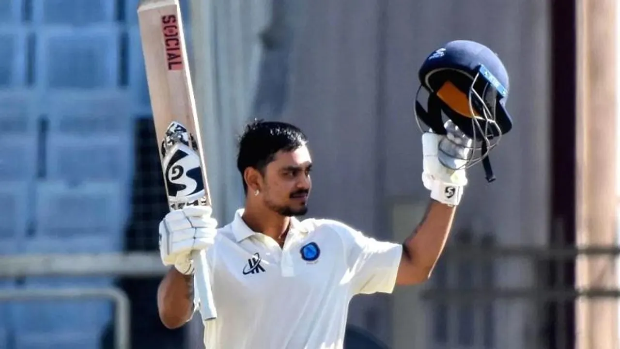 6,6,6,6,6,6,6,6,6,6,6,6; ಅಬ್ಬಬ್ಬಾ! ಸಿಡಿಲಬ್ಬರದ ಶತಕ ಸಿಡಿಸಿ ದಾಖಲೆ ಬರೆದ ಇಶಾನ್​ ಕಿಶನ್​​!