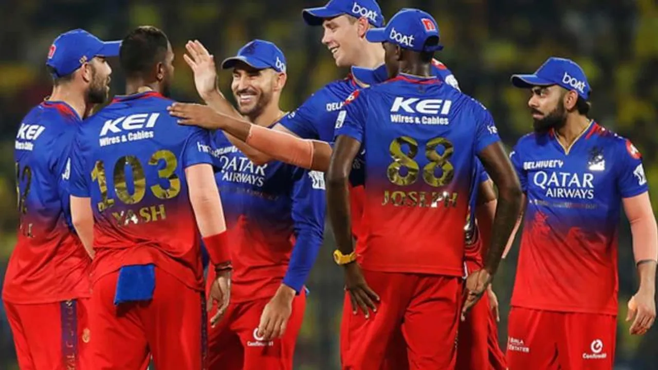 RCBಗೆ ರಿಟೇನ್ ಆಗೋ 6 ಪ್ಲೇಯರ್ಸ್ ಇವರೇನಾ..​ ರೆಡ್ ಆರ್ಮಿಯಲ್ಲಿ ಕೊಹ್ಲಿ, ಮ್ಯಾಕ್ಸಿ ಸ್ಥಾನ ಸೇಫಾ?