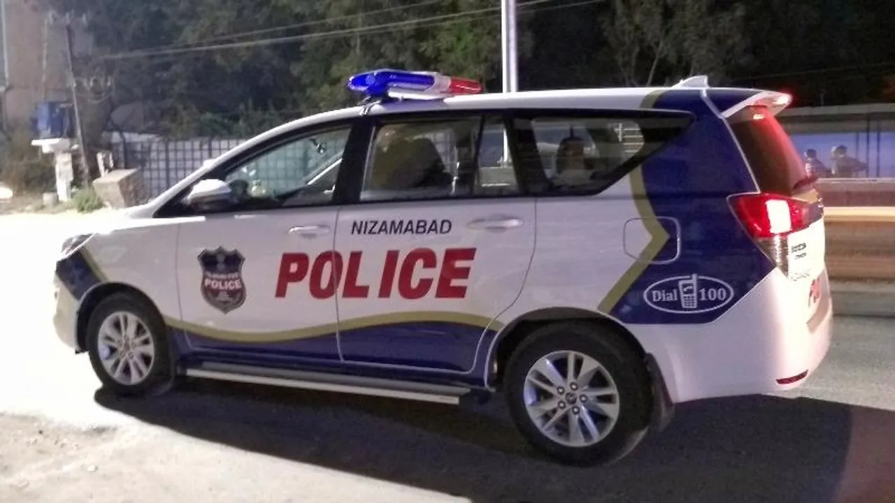 ದೇವಾಲಯದ ಬಳಿ ಆಡ್ತಿದ್ದ 6 ವರ್ಷದ ಬಾಲಕಿ ಕಿಡ್ನಾಪ್.. ಆಟೋದಲ್ಲಿ ಎಲ್ಲಿಗೆ ಕರೆದೊಯ್ದ ಕಿರಾತಕ?