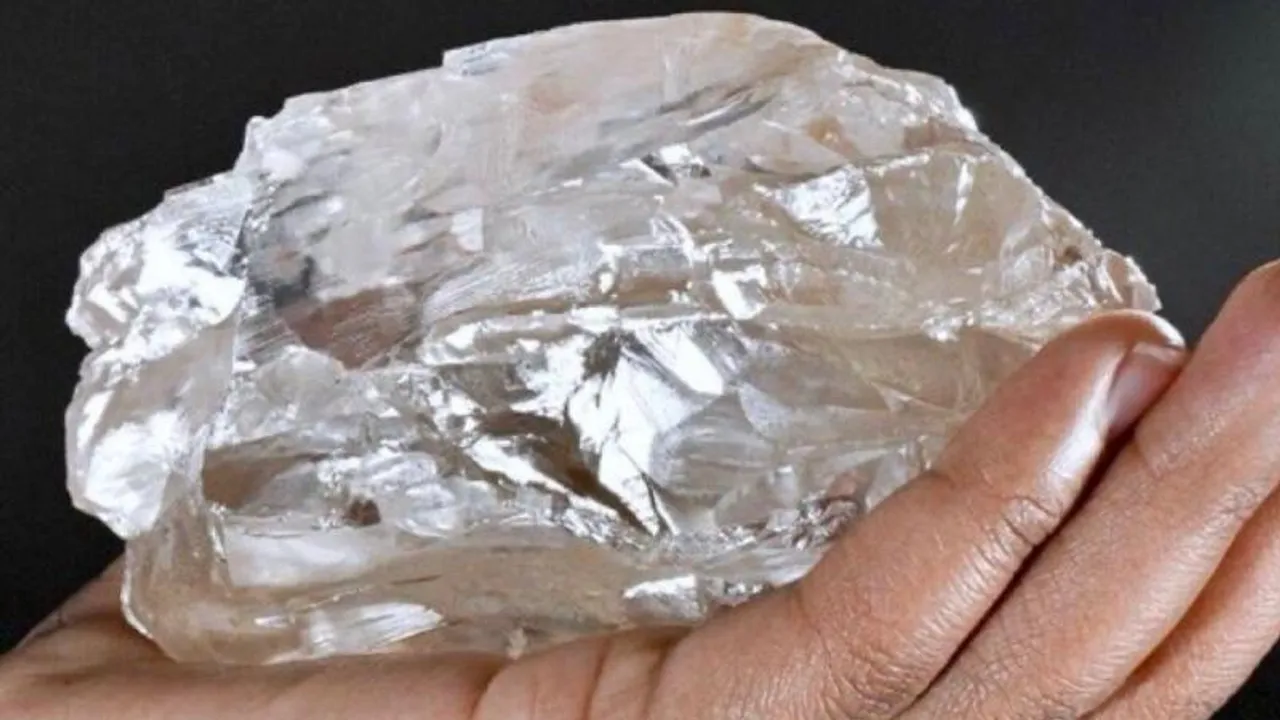 120 ವರ್ಷಗಳ ಬಳಿಕ ವಿಶ್ವದ 2ನೇ ಅತಿ ದೊಡ್ಡ ವಜ್ರ ಪತ್ತೆ; ಏನಿದರ ವಿಶೇಷ?