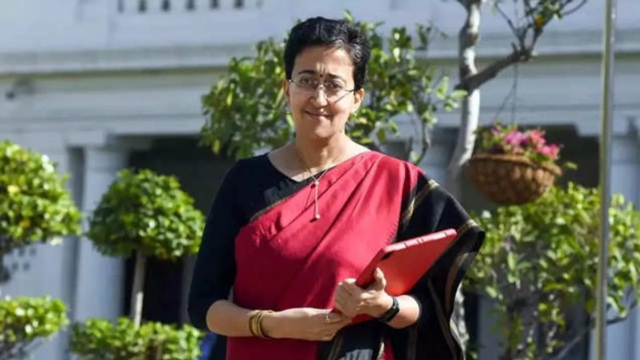 ಅತ್ಯಂತ ಕಿರಿಯ ಮುಖ್ಯಮಂತ್ರಿ… ಅತಿಶಿ ಯಾರು? ಮಾರ್ಕ್ಸ್ & ಲೆನಿನ್‌ಗೂ ಸ್ಕೂಲ್ ಟೀಚರ್‌ಗೂ ಲಿಂಕ್ ಏನು?