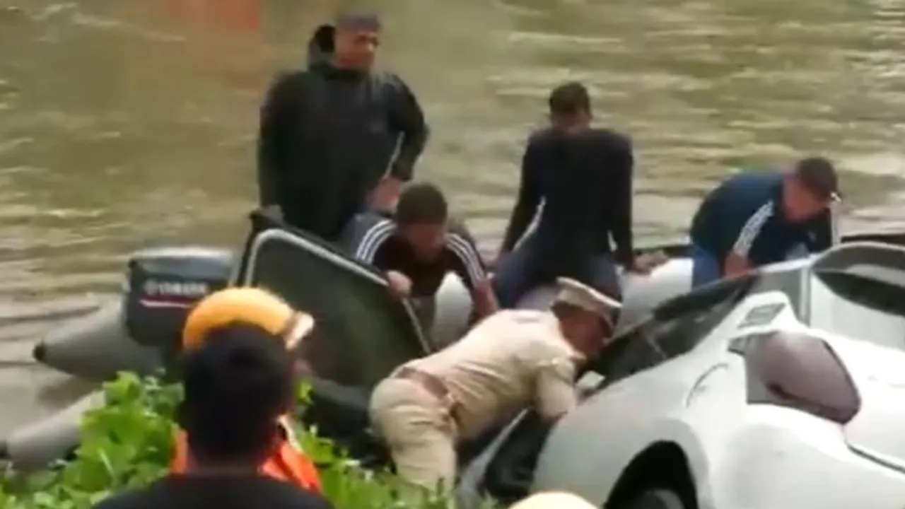 ಹುಡುಗಿ ಜೊತೆ ಗೋವಾಗೆ ಹೋಗುತ್ತಿದ್ದ ಯುವಕ.. ಗಾಬರಿಯಿಂದ ನದಿಗೆ ಬಿದ್ದ ಕಾರು; ಆಮೇಲೇನಾಯ್ತು?