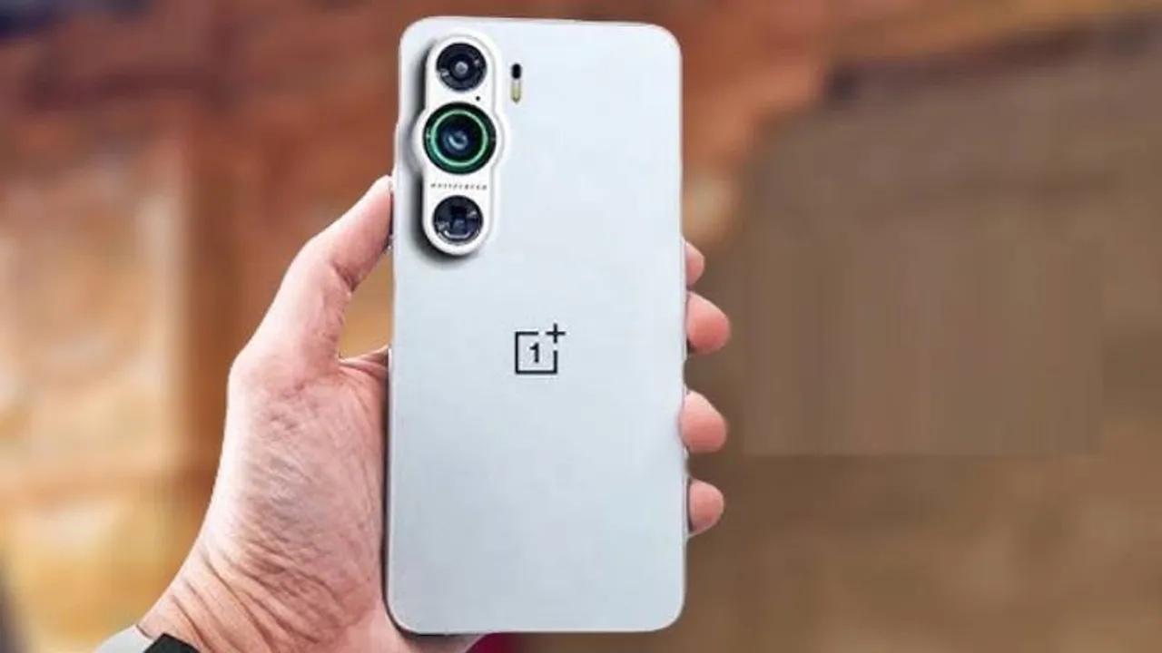 ಶೀಘ್ರದಲ್ಲೇ ಮಾರುಕಟ್ಟೆಗೆ ಬರಲಿದೆ Oneplus​ 13.. ರಿಲೀಸ್​​ಗೂ ಮುನ್ನವೇ ಸೋರಿಕೆಯಾದ ಅಚ್ಚರಿ ಮಾಹಿತಿ