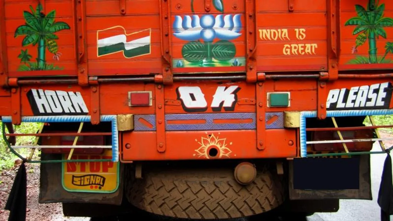 ‘Horn OK Please’ ಎಂದು ಲಾರಿ, ಟ್ರಕ್ ಮೇಲೆ ಯಾಕೆ ಬರೆದಿರುತ್ತೆ.. ಇದರ ಇತಿಹಾಸ ಎಲ್ಲಿಂದ ಆರಂಭ?