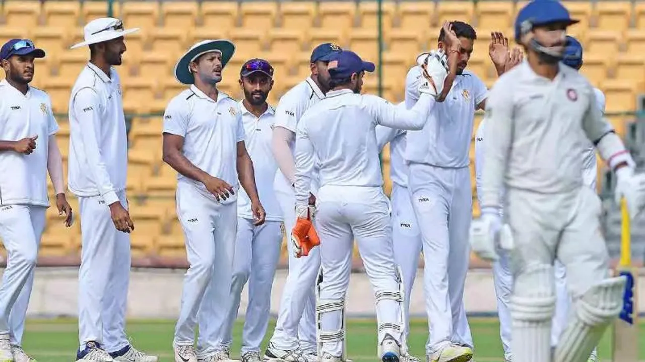 ರಣಜಿ ಟ್ರೋಫಿಗೆ ಬಲಿಷ್ಠ ಕರ್ನಾಟಕ ತಂಡ ಪ್ರಕಟ.. ಶ್ರೇಯಸ್ ಗೋಪಾಲ್ ವಾಪಸ್; ಯಾರಿಗೆಲ್ಲಾ ಚಾನ್ಸ್‌? ಪಟ್ಟಿ ಇಲ್ಲಿದೆ!