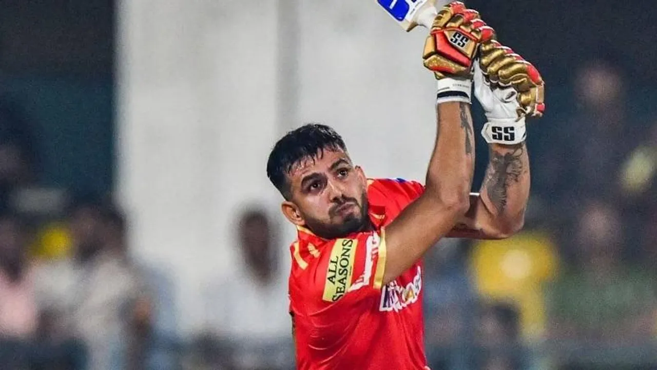ಆರ್​​ಸಿಬಿಯಿಂದ ಕೊಹ್ಲಿ ಆಪ್ತನಿಗೆ ಮಣೆ; ಕೋಟಿ ಕೋಟಿ ಕೊಟ್ಟು ಖರೀದಿ ಮಾಡಿದ ಬೆಂಗಳೂರು