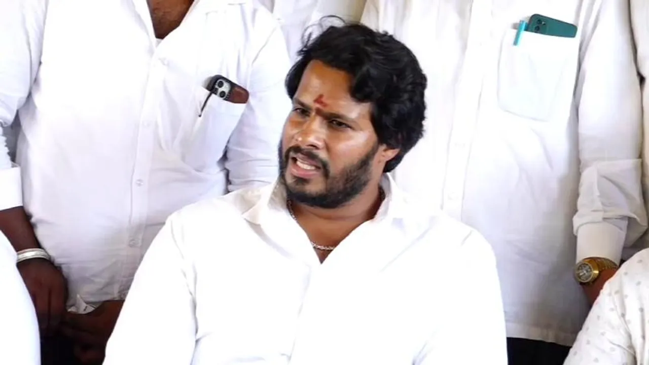 ರಾಮನಗರ ಜನತೆ ದೇವೇಗೌಡರು, ಕುಮಾರಣ್ಣನನ್ನು ಎತ್ತರಕ್ಕೆ ಬೆಳೆಸಿದವರು -ಸೋಲಿನ ಬಗ್ಗೆ ನಿಖಿಲ್ ಮಾತು..