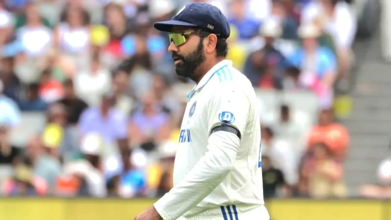 IND vs AUS: ದುಃಖದಲ್ಲಿ ಟೀಂ ಇಂಡಿಯಾ.. ಕಪ್ಪುಪಟ್ಟಿ ಧರಿಸಿ ಮೈದಾನಕ್ಕೆ ಇಳಿದ ಆಟಗಾರರು..