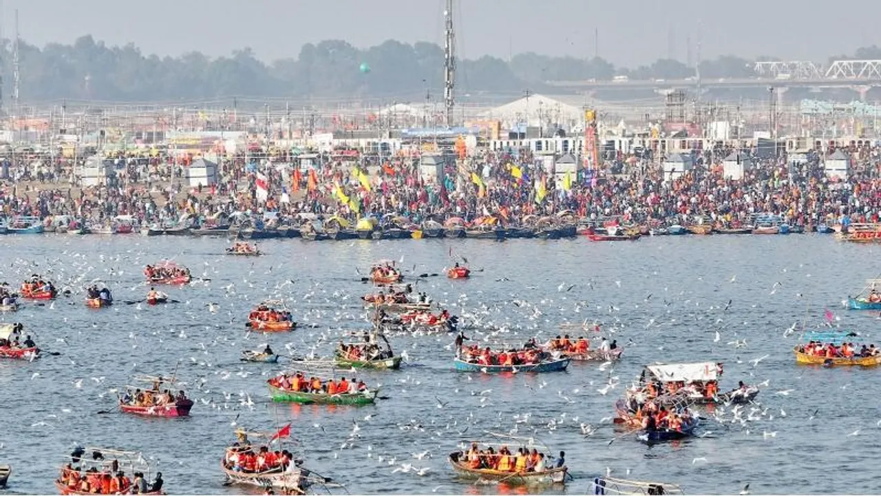 ಬಾಹ್ಯಾಕಾಶದಲ್ಲೂ ಮಹಾಕುಂಭ ಹೀಗೆಯೇ ಕಾಣುತ್ತದೆ.. ಅದ್ಭುತ ಫೋಟೋ ಹಂಚಿಕೊಂಡ ISRO