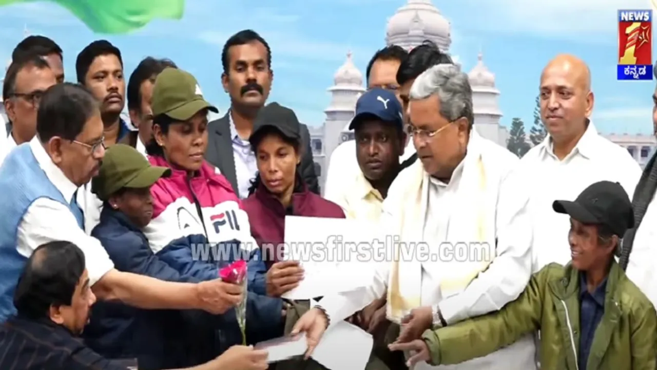 ಕಾಡಿನಿಂದ ಹೊರಬಂದ ನಕ್ಸಲರಿಗೆ ಸರ್ಕಾರದಿಂದ ಭರ್ಜರಿ ಗಿಫ್ಟ್​​; ಮೊದಲ ಕಂತಿನಲ್ಲಿ ತಲಾ 3 ಲಕ್ಷ ಘೋಷಣೆ