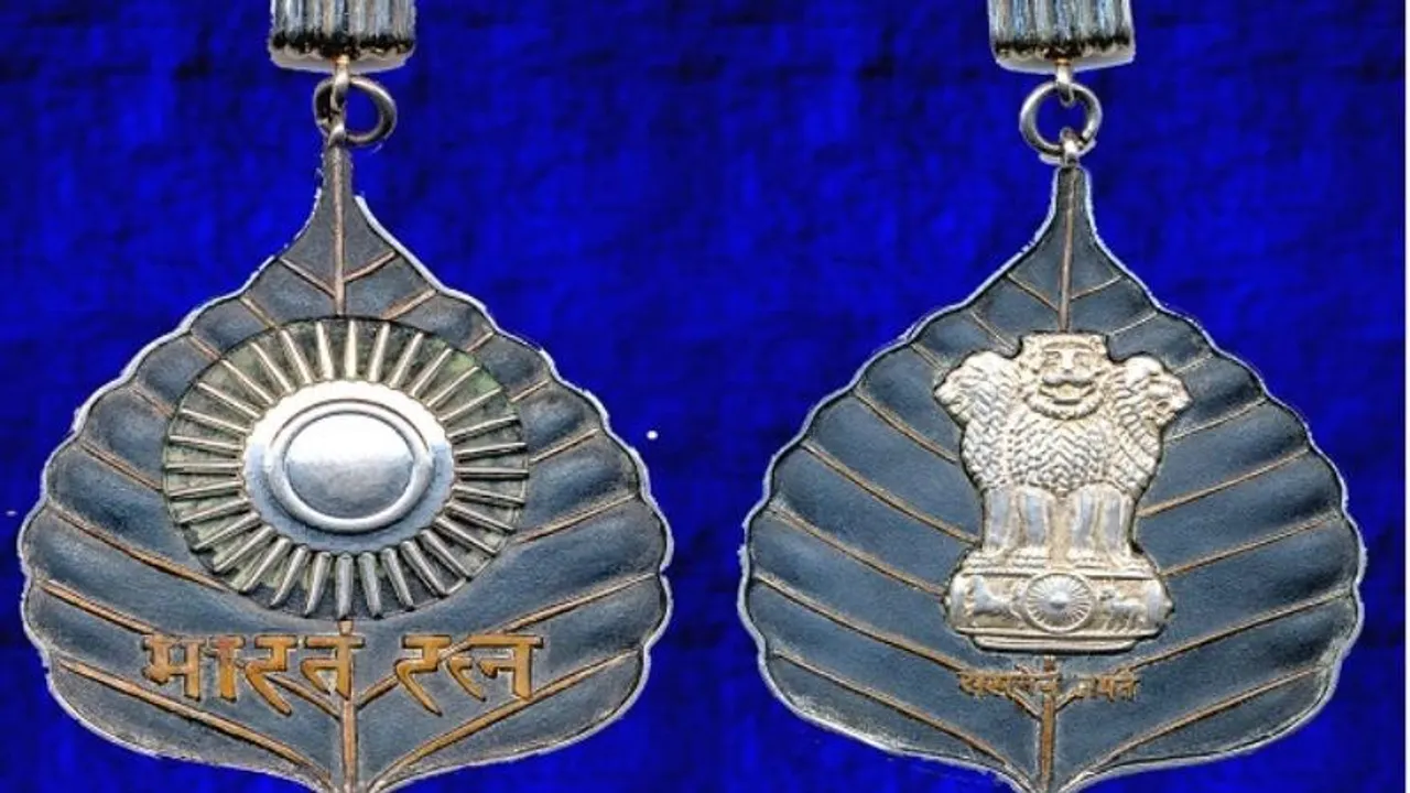 ಭಾರತ ರತ್ನ ಪದಕ ತಯಾರಾಗೋದು ಹೇಗೆ ಗೊತ್ತಾ? ಚಿನ್ನದಲ್ಲೂ ಮಾಡಲ್ಲ, ಬೆಳ್ಳಿಯಲ್ಲೂ ಮಾಡಲ್ಲ!