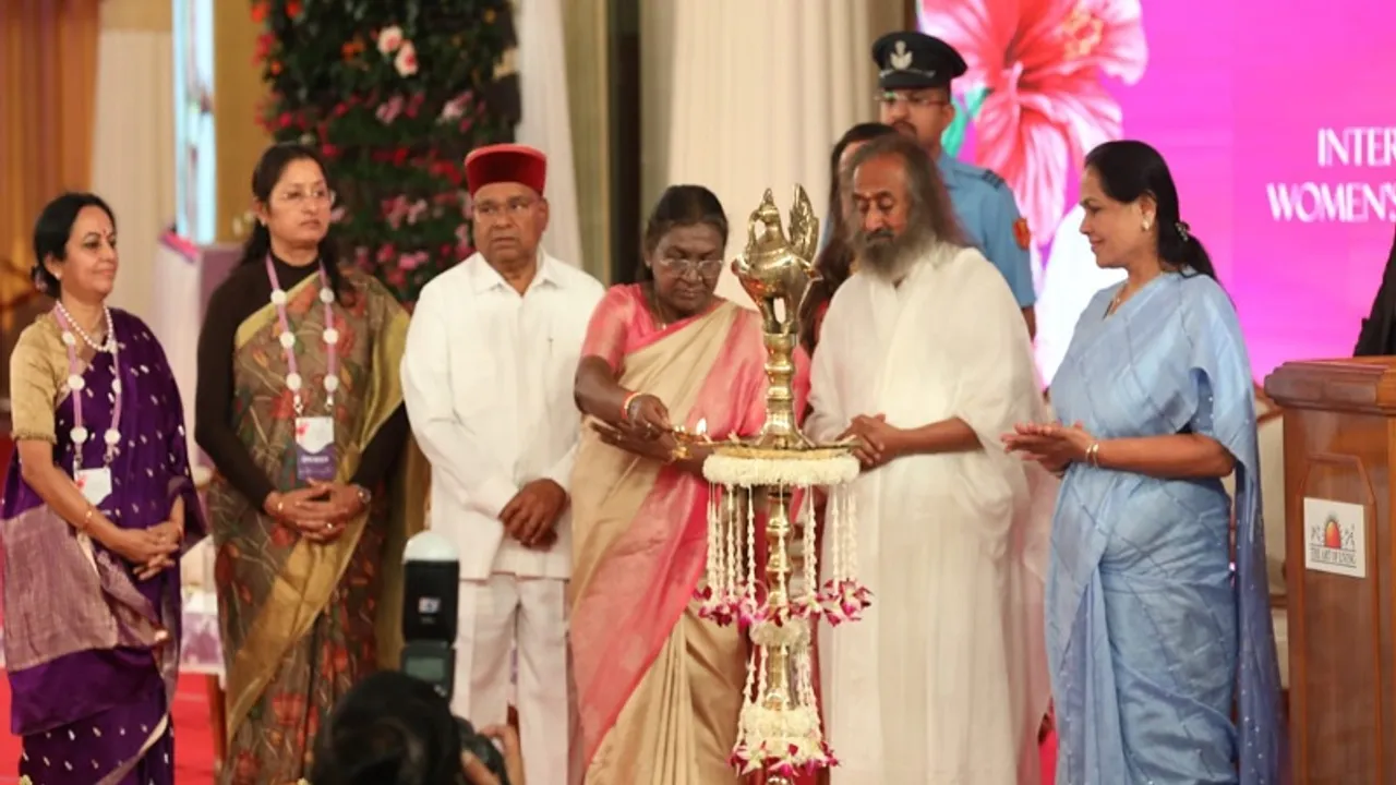 ಆರ್ಟ್ ಆಫ್ ಲಿವಿಂಗ್‌ 10ನೇ ಅಂತರಾಷ್ಟ್ರೀಯ ಮಹಿಳಾ ಸಮ್ಮೇಳನ: ಗುರುದೇವ ಶ್ರೀ ಶ್ರೀ ರವಿಶಂಕರ ಅವರು  ಏನಂದ್ರು?