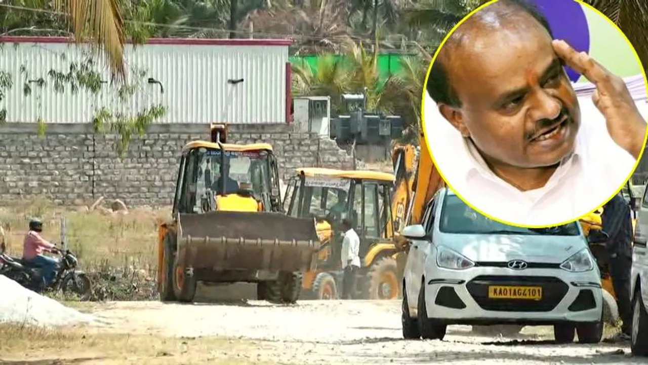 ಕುಮಾರಸ್ವಾಮಿಗೆ ಒತ್ತುವರಿ ಬಿಗ್ ಶಾಕ್‌.. ಬಿಡದಿ ತೋಟದ ಮನೆಗೆ ನುಗ್ಗಿದ JCB; ತೆರವು ಕಾರ್ಯ ಹೇಗಿದೆ?