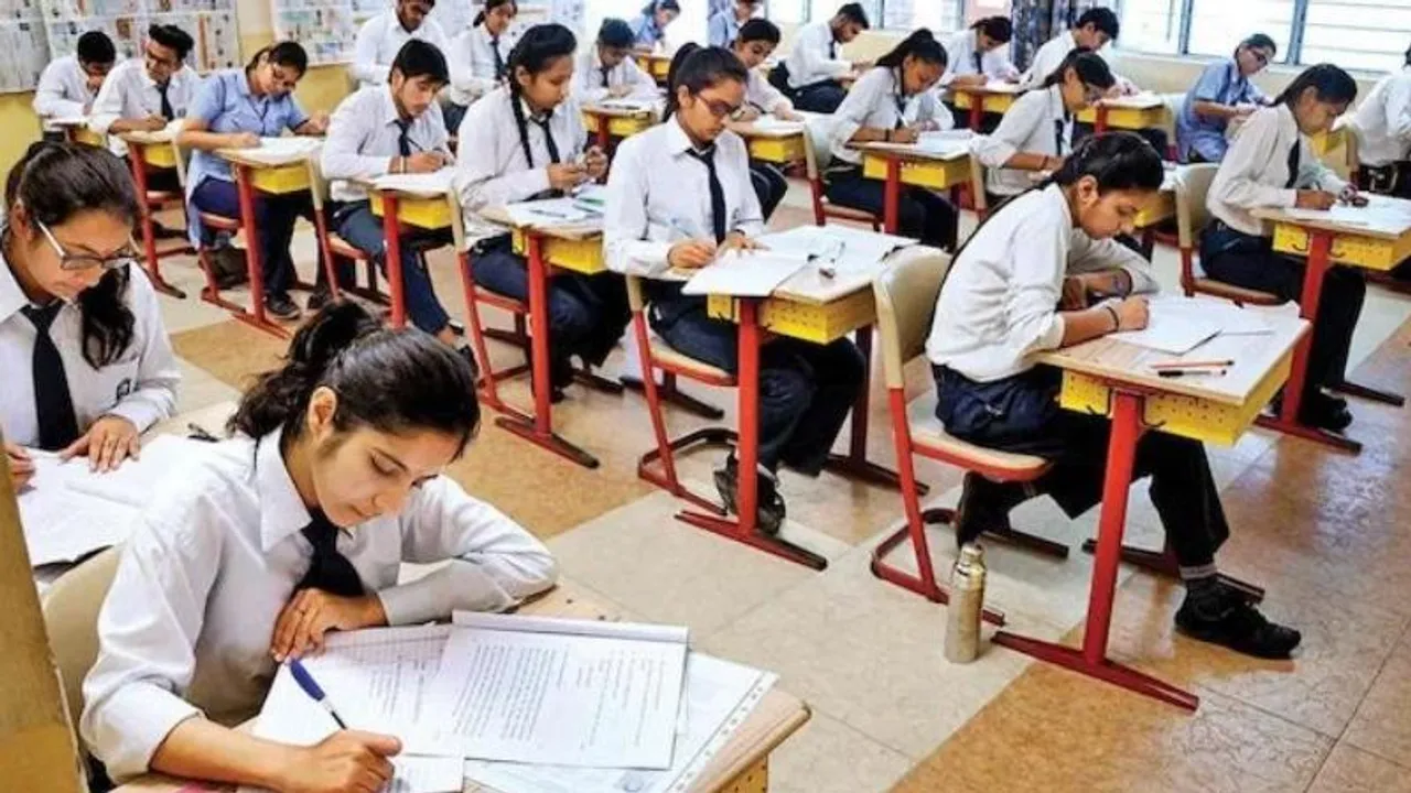 CBSE 10, 12ನೇ ತರಗತಿಗೆ ಹೊಸ ಪಠ್ಯಕ್ರಮ ಬಿಡುಗಡೆ; ಗ್ರೇಡಿಂಗ್ ಸಿಸ್ಟಮ್ ಸೇರಿ ಹಲವು ಬದಲಾವಣೆಗಳು!