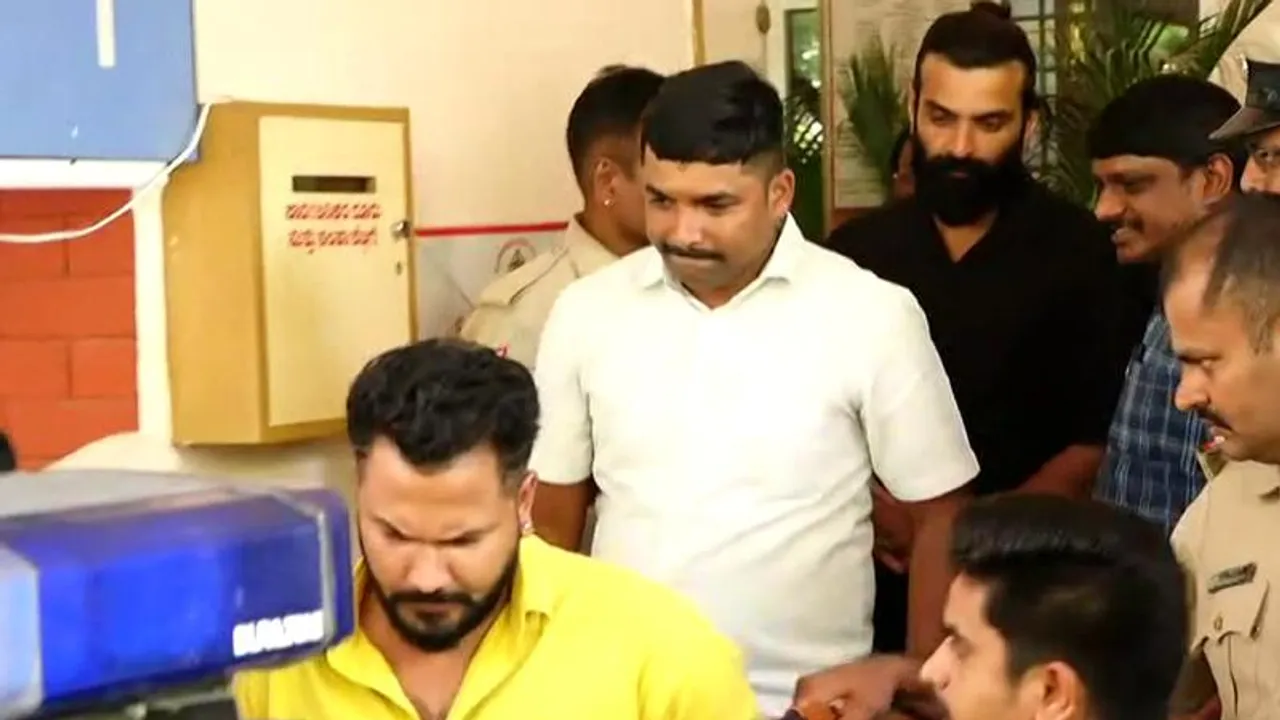ರಜತ್, ವಿನಯ್ ಗೌಡ ರೀಲ್ಸ್​ ಕೇಸ್​ಗೆ ಬಿಗ್​ ಟ್ವಿಸ್ಟ್​; ಕೋರ್ಟ್​ನಿಂದ ಮಹತ್ವದ ಆದೇಶ