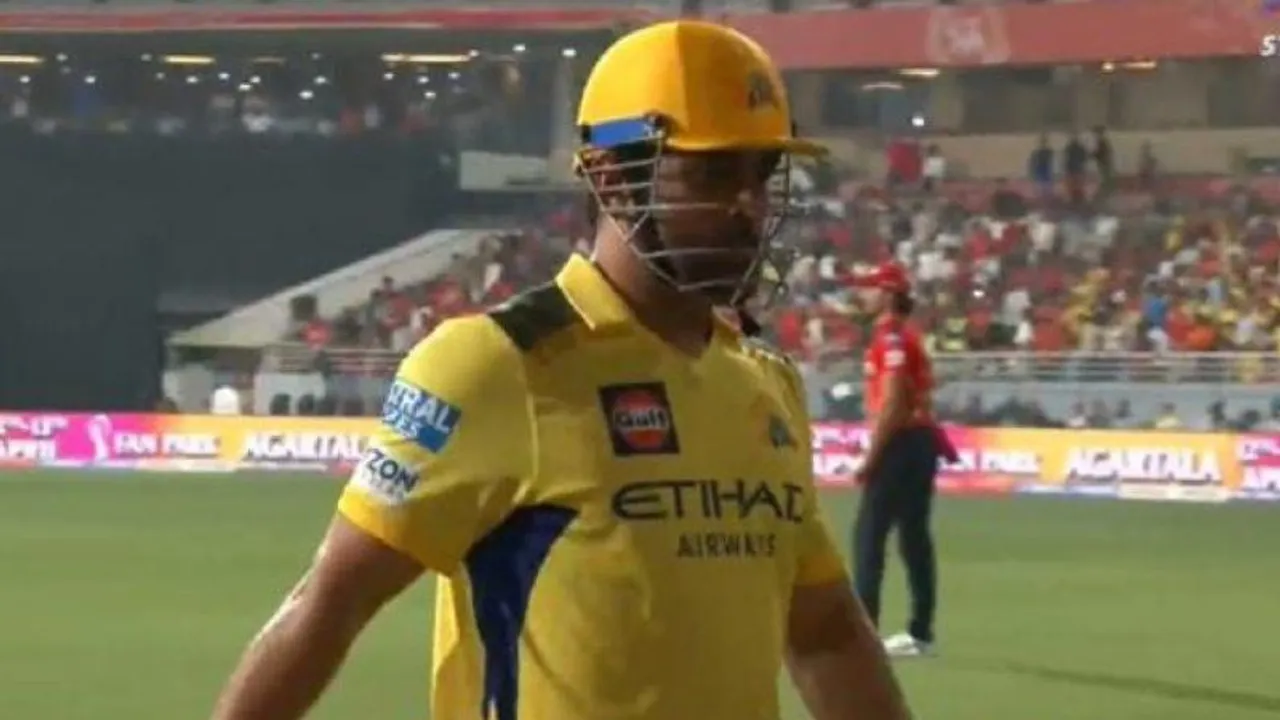 ಪ್ಲೇ-ಆಫ್​ ರೇಸ್​ನಿಂದ ಅಧಿಕೃತವಾಗಿ ಹೊರಬಿದ್ದ ಧೋನಿ.. IPL ಇತಿಹಾಸದಲ್ಲಿ ಚೆನ್ನೈ ಕೆಟ್ಟ ದಾಖಲೆ..!