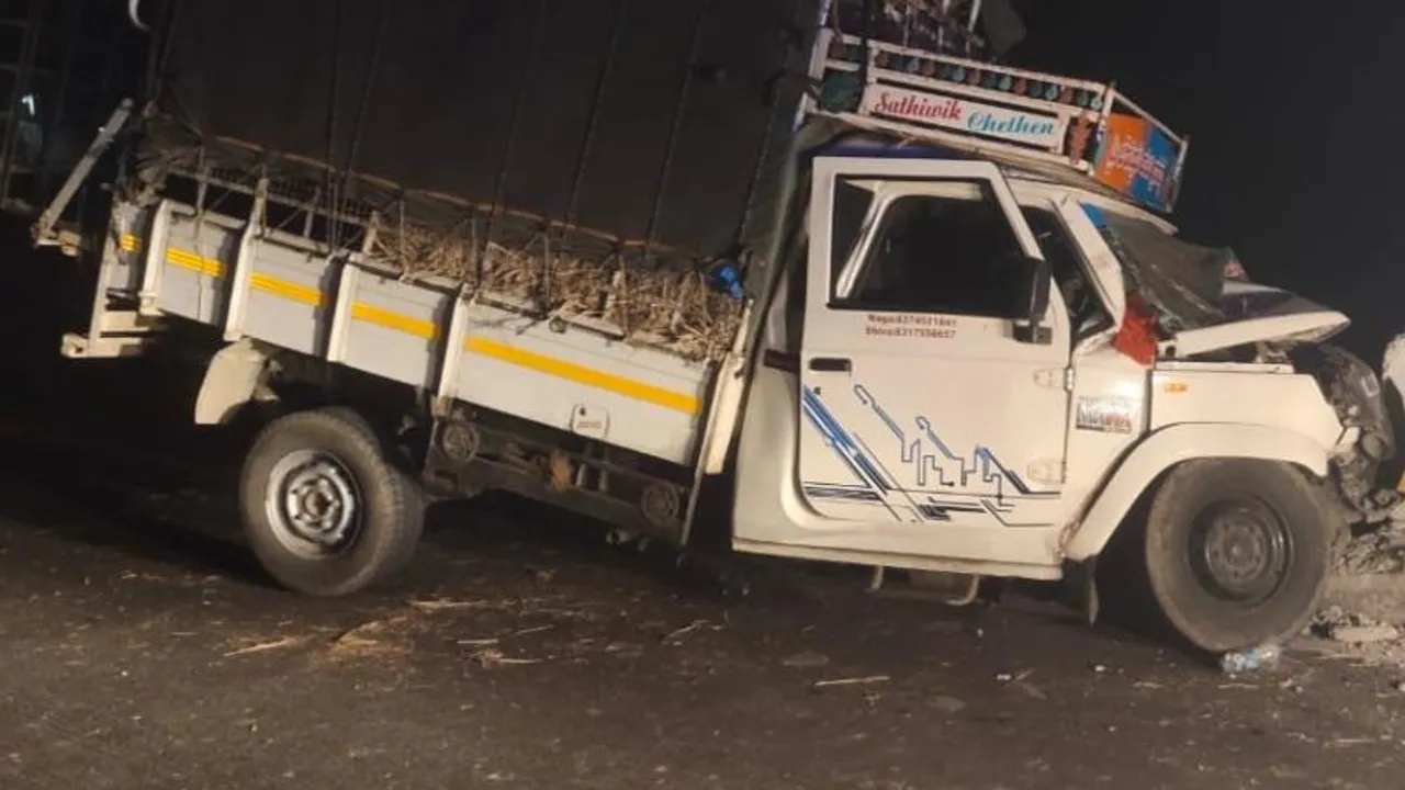 BREAKING: ಕುರಿ ಖರೀದಿಗೆ ಹೊರಟ್ಟಿದ್ದಾಗ ಭೀಕರ ಅಪಘಾತ; ಸ್ಥಳದಲ್ಲೇ 4 ಮಂದಿ ಸಾವು