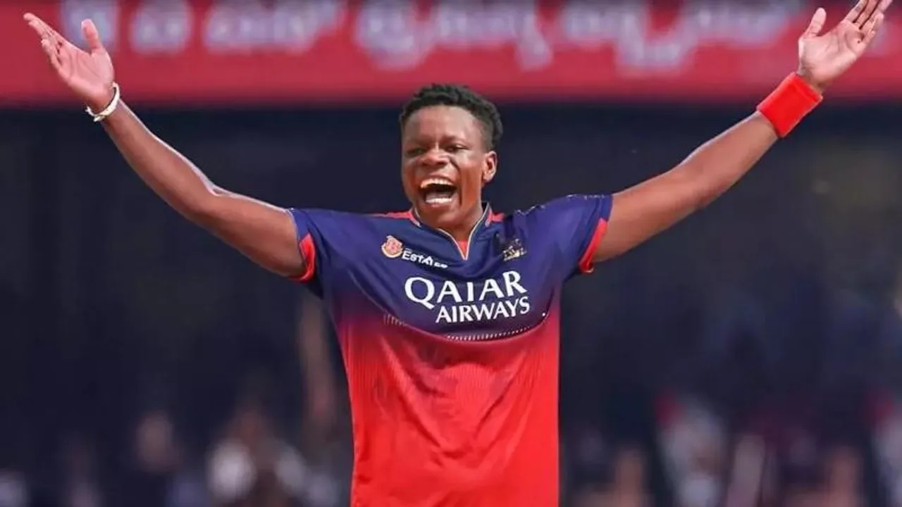 RCBಗೆ ಎಂಟ್ರಿ ಕೊಟ್ಟ ಮುಜರಬಾನಿ ಟ್ರ್ಯಾಕ್​​ ರೆಕಾರ್ಡ್ ಕೇಳಿದ್ರೆ ಶಾಕ್ ಆಗ್ತೀರಾ.. ಬ್ಯಾಟರ್ಸ್​ ವಿಲ ವಿಲ!