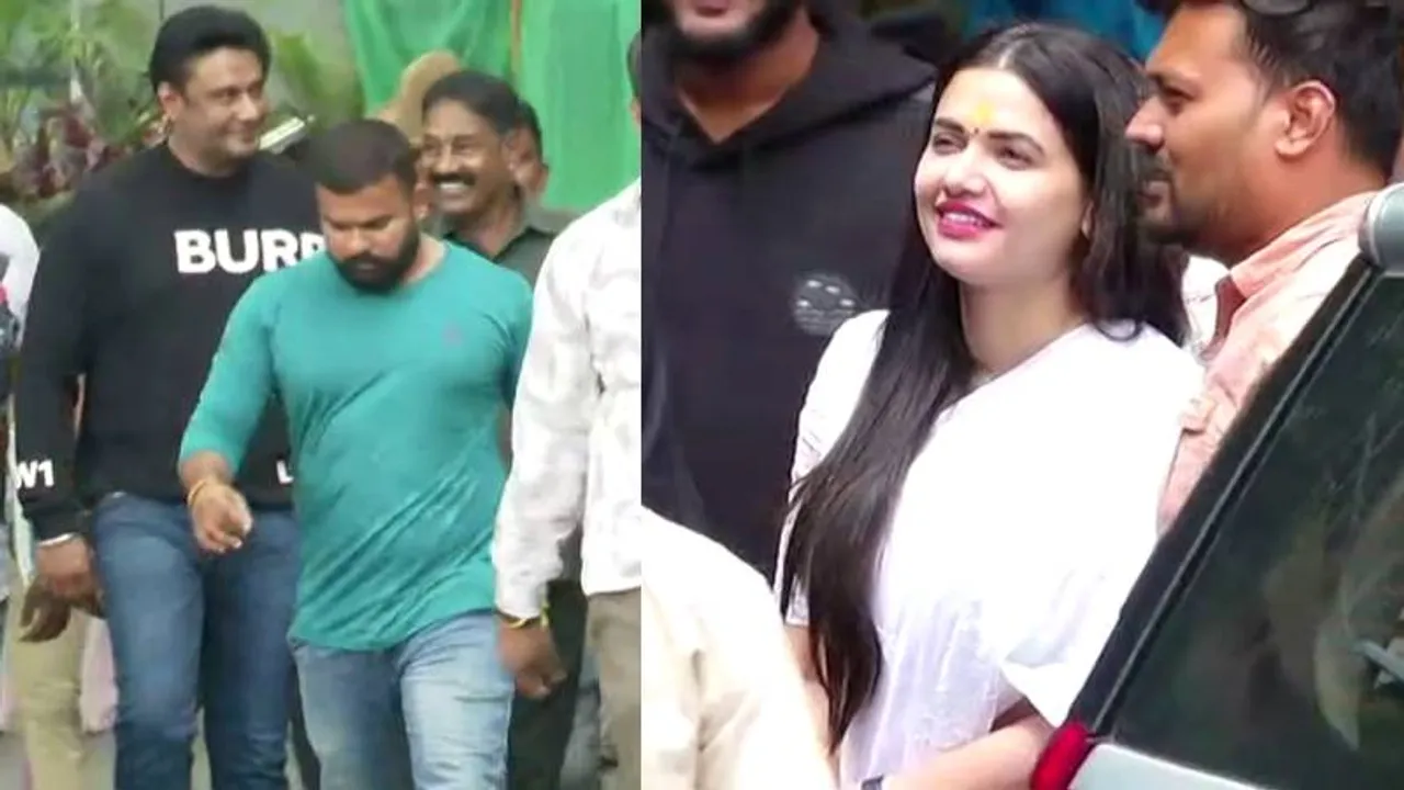 ದರ್ಶನ್,​ ಪವಿತ್ರಾ ಮತ್ತೆ ಅಕ್ಕ-ಪಕ್ಕ.. ಬರೀ ಫೋನ್ ನಂಬರ್ ಒಂದೇ ಎಕ್ಸ್‌ಚೇಂಜ್ ಆಗಿಲ್ಲ; ಏನೇನಾಯ್ತು?
