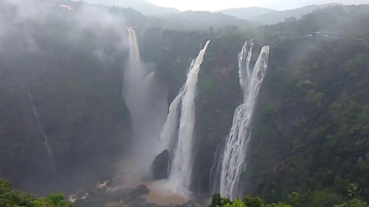 ವಿಶ್ವ ವಿಖ್ಯಾತ ಜೋಗ ಜಲಪಾತ ಧುಮ್ಮುಕ್ಕುವ ಗತವೈಭವಕ್ಕೆ ಮತ್ತೆ ಮೆರಗು.. Photos